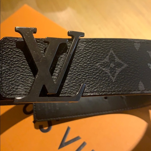 Louis Vuitton reversible black belt - Picture 3 of 4